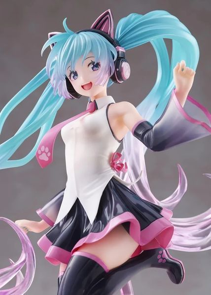 Фігурка Taito Vocaloid Hatsune Miku Happy Cat ver. Вокалоїд Хацуне Міку 23 см T V HM HC 23 T V HM HC 23 фото