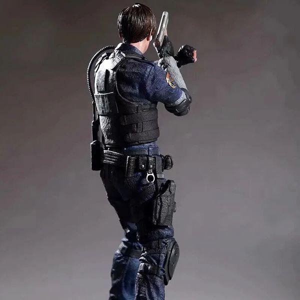 Фігурка Леон Скотт Кеннеді Обитель зла Resident Evil Leon S. Kennedy 32см CH RE LK 32 2792107186 фото
