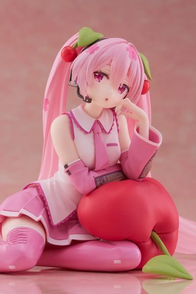 Фигурка Taito Вокалоид Сакура Хацунэ Мику Vocaloid Sakura Hatsune Miku Cherry Cushion Ver. 12 см T V SHM CC 12 2553549651 фото