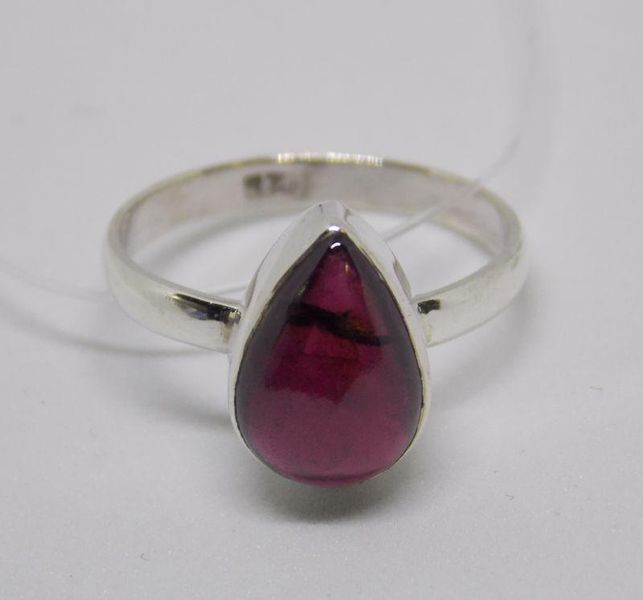 Серебряное кольцо с гранатом 17 размера R3400451-196 фото