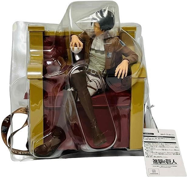 Фигурка - сумка Universal Studios Атака титанов Леви Attack on Titan Levi 23 см US AoT L 23 US AoT L 23 фото
