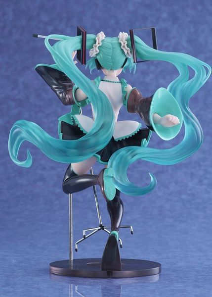 Фигурка Taito Vocaloid Hatsune Miku Вокалоид Хацунэ Мику Birthday 2023 ver. 21 см T V HM B 2023 21 T V HM B 2023 21 фото