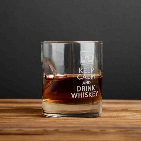 Стакан с пулей "Keep calm and drink whiskey", английский, Тубус из шпона 2603873477 фото