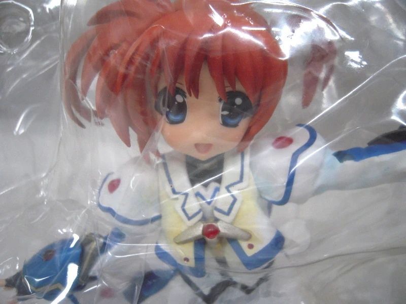 Фигурка Banpresto Лиричная волшебница Наноха Наноха Такамачи Nanoha Takamchi 21 см WST MSLN NT WST MSLN NT фото