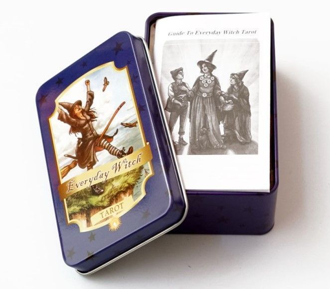 Карты Таро Ведьма каждый день Everyday Witch Tarot в металлической коробке 2569389279 фото