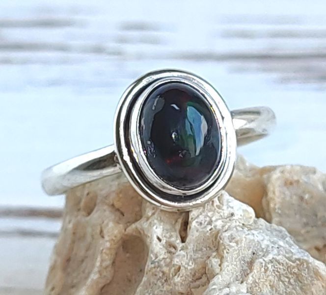 Серебряное кольцо с черным эфиопским опалом 18.5 размер 2678661972 фото