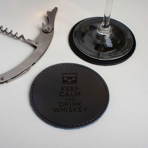 Костер-підставка шкіряна "Keep calm and drink whiskey", англійська MO8055002859413 фото