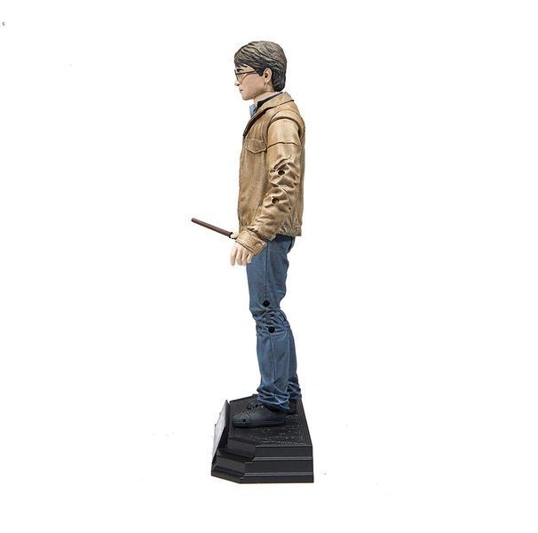 Фигурка McFarlane Toys Гарри Поттер Гарри с патронусом Harry Potter Harry 18 см HP MF 1072 WST HP MF 1072 фото