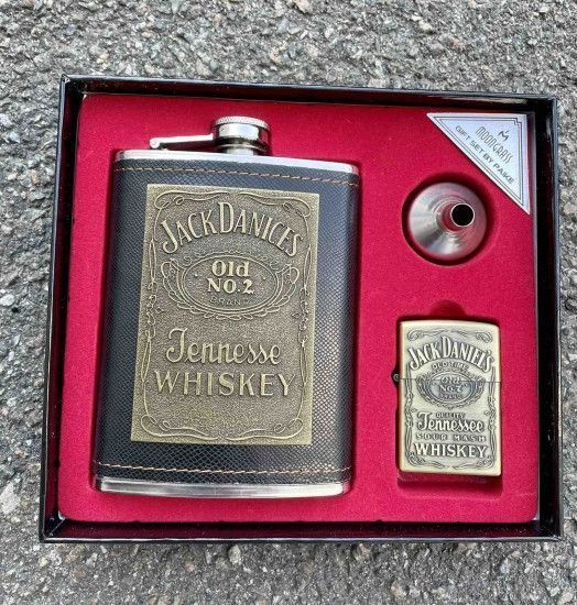 Подарунковий набір фляга та запальничка Jack Daniels 2355727890 фото