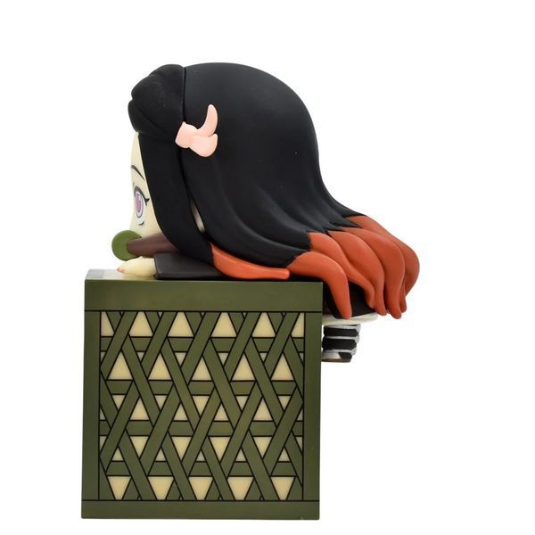 Фигурка FuRyu Клинок рассекающий демонов Незуко Камадо Demon Slayer Nezuko Kamado 10 см 3046725552 фото