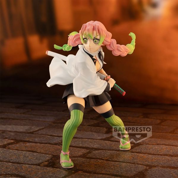 Фигурка Bandai Клинок рассекающий демонов Мицури Канроджи Demon Slayer Mitsuri Kanroji 17 см B DS MK 17 B DS MK 17 фото
