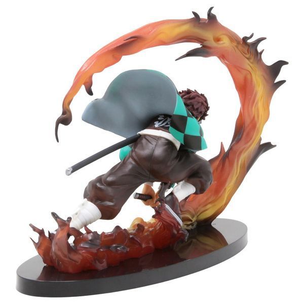 Фигурка Bandai Клинок, рассекающий демонов&nbsp;Танджиро Камадо&nbsp;Demon Slayer Kamado Tanjirou&nbsp;18 см WST DS TK 1124 WST DS TK 1124 фото