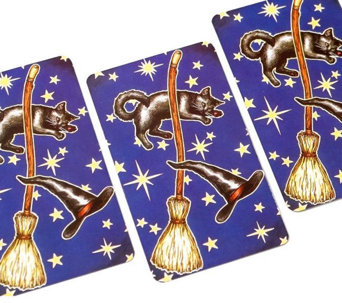 Карты Таро Ведьма каждый день Everyday Witch Tarot в металлический коробке 2515654133 фото