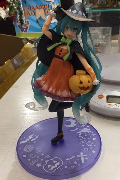 Фигурка Taito Хацунэ Мику Осень Хеллоуин Вокалоид Vocaloid Hatsune Miku&nbsp;Halloween 18&nbsp;см VC 27.107 VC 27.107 фото