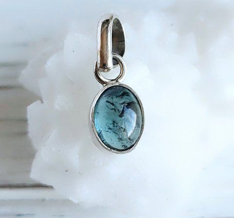 Серебряный кулон с голубым турмалином 7х5 мм 3204000649 фото