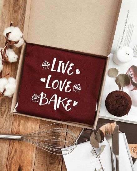 Фартух Live. Love. Bake (Бордо) 124194 фото