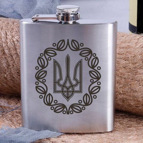Фляга стальная "Герб з вінком", Деревянная подарочная коробка с гравировкой 2603883443 фото