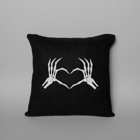 Подушка "Skeleton heart", Чорний, Black BD-pil-10 фото
