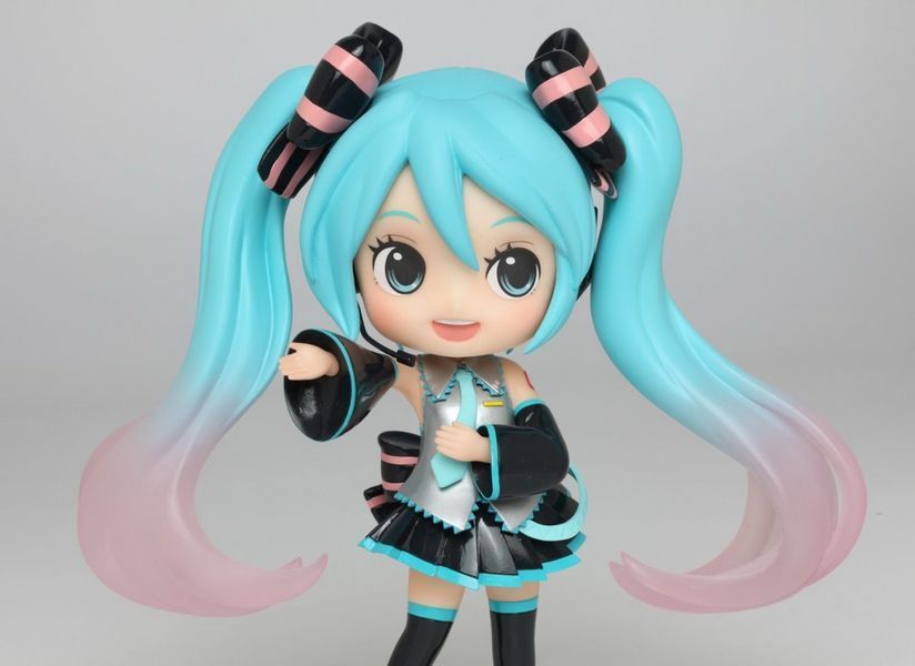 Фигурка Taito Хацунэ Мику&nbsp;Hatsune Miku&nbsp;Doll Crystal Hatsune Miku 14 см T V HMDC 14 2753392439 фото