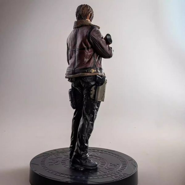 Фігурка Леон Скотт Кеннеді Обитель зла Resident Evil Leon S. Kennedy 29см CH RE LK 29 2790884260 фото