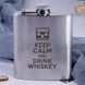 Фляга сталева "Keep calm and drink whiskey", англійська, Дерев'яна подарункова коробка 2603883394 фото 2