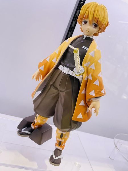 Фигурка Banpresto Зеницу Агацума&nbsp;Клинок, рассекающий демонов Agatsuma Zen'itsu Demon Slayer 24 см&nbsp;DS AZ 1158 WST DS AZ 1158 фото