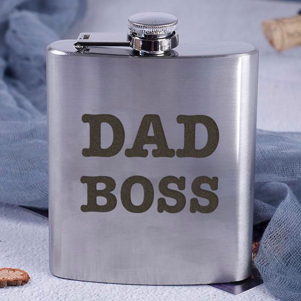 Фляга сталева "Dad boss", англійська, Дерев'яна подарункова коробка з гравіюванням 2603883395 фото