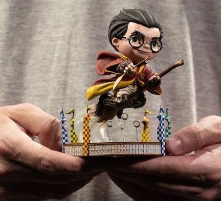 Фигурка HARRY POTTER At the Quiddich Match Гарри Потер и Филосовский камень Квиддич Матч 13 WST HP QM WST HP QM фото