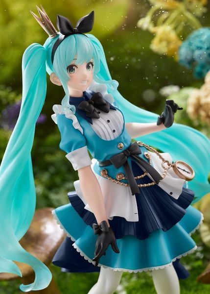 Фигурка Taito Vocaloid Hatsune Miku Alice Вокалоид Хацунэ Мику Алиса 18 см T V HM A 18 T V HM A 18 фото