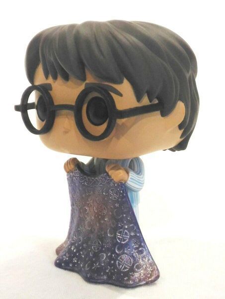 Фігурка Funko Pop Фанко Поп Гаррі Поттер Harry with Invisibility Cloak Гаррі з мантією 10 см HP HI 112 HP HI 112 фото