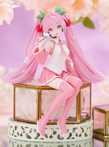 Фигурка FuRyu Вокалоид Хацунэ Мику Сакура Vocaloid Hatsune Miku Sakura 15 см F V HMS 15 2571082474 фото