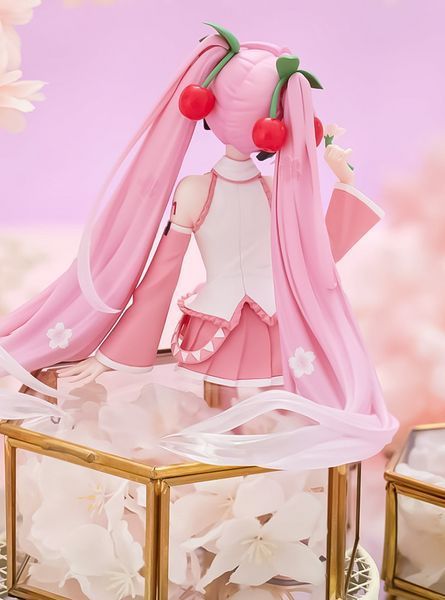 Фигурка FuRyu Вокалоид Хацунэ Мику Сакура Vocaloid Hatsune Miku Sakura 15 см F V HMS 15 2571082474 фото