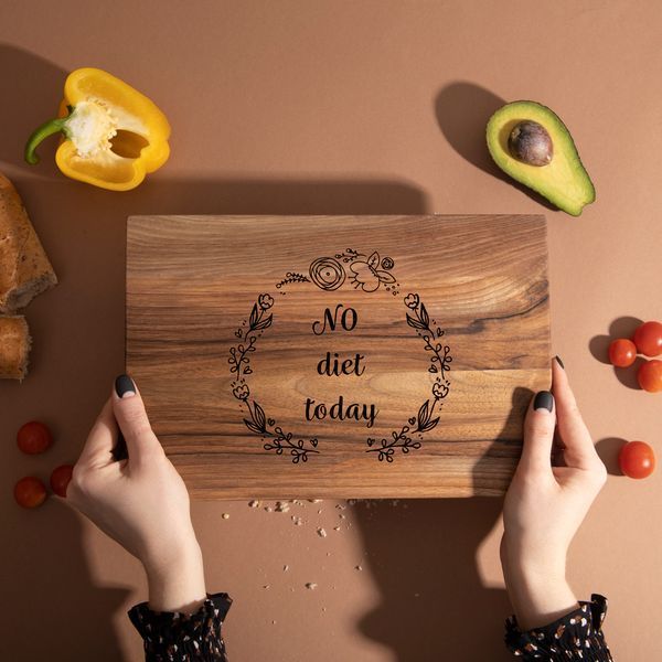 Дошка обробна S "No diet today" з горіха, англійська BD-wd-117 фото