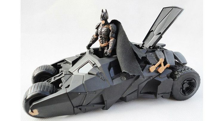 Фігурка SCI-FI Revoltech Бронемашина Бетмена з трилогії Темний лицар Batman The Dark Knight 14 см&nbsp;B 043 WST B 043 фото
