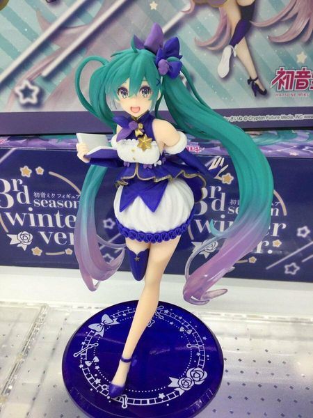 Фигурка&nbsp;Taito&nbsp;Hatsune Miku Хацунэ Мику&nbsp;Hatsune Hatsune Miku&nbsp;3rd season winter ver. 18 см T HM SW T HM SW фото