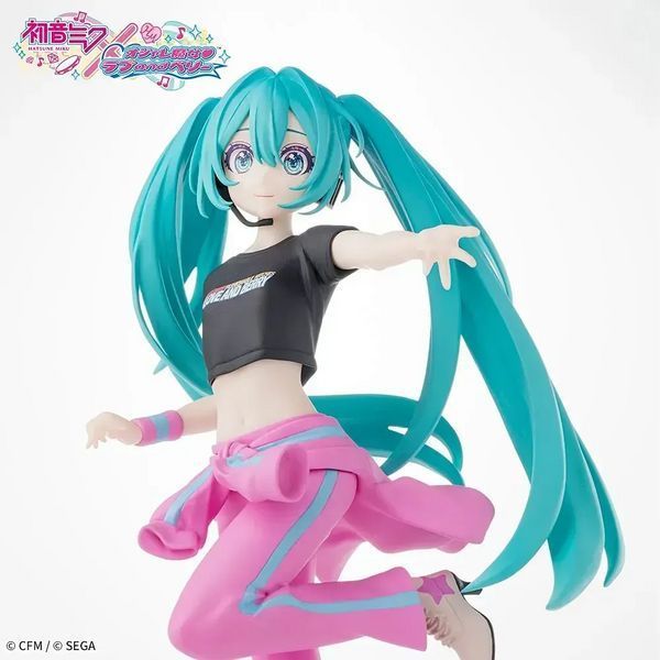 Фігурка Sega Vocaloid Hatsune Miku Вокалоїд Міку Хацуне Desktop x Decorate Collections Berry Costume Ver. 17 см S V HM DDC 17 2825781906 фото