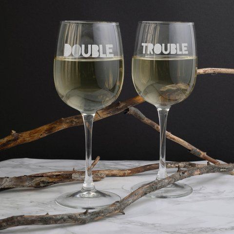 Бокалы для вина парные "Double Trouble", английский, Деревянная подарочная коробка с гравировкой 2603812473 фото