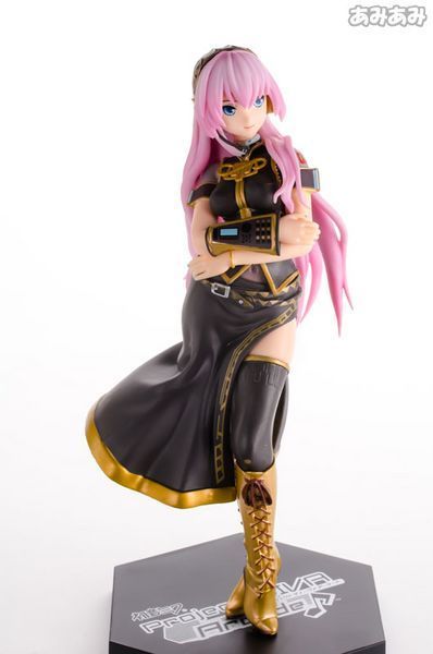 Фигурка Sega Project DIVA Arcade Vocaloid Luka Megurine Вокалоид Мегурине Лука 20 см S V LM 20 2807656040 фото